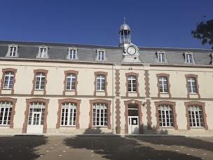 Photo n°2 de Collège Privé Saint-Étienne à Sens (Siège social)