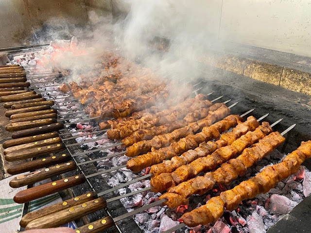 Karas Dine-In by null