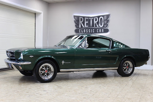 Retro Classic Car Gallery - United Kingdom
