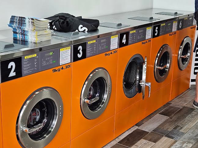 Avis sur Laverie des Minimes / Automatique Et Blanchisserie LES MINIMES La Rochelle / LE LAVOIR à La Rochelle - Service de blanchisserie