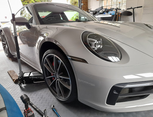 Hometyre - Mobile Tyre Fitting West Sussex - Thumbnail