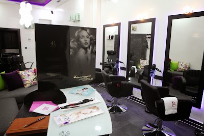 Photos of PAUSE BEAUT&Eacute;