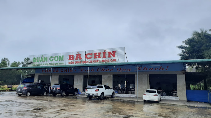 Quán Cơm Bà Chín