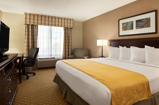 Country Inn & Suites by Radisson, Toledo, OH - Thumbnail