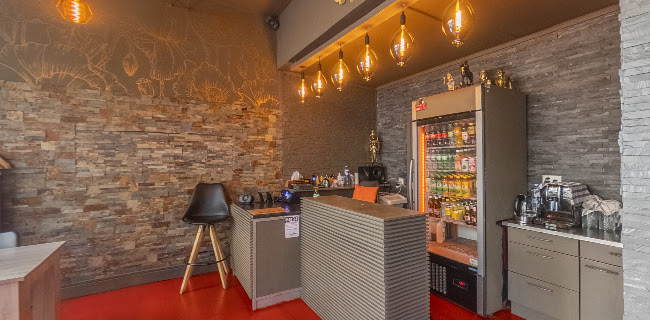 BaiBua thai bistro