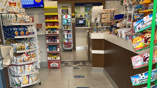 IQOS PREMIUM PARTNER ARZANO Gallery - Italy