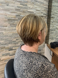 Photo n°4 de Coiffure Chris et Guy à Mulhouse (Magasin de produits de beauté)