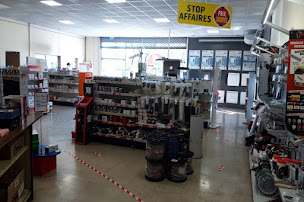 Photo n°2 de Sct Albi à Albi (Magasin de matériel de plomberie)
