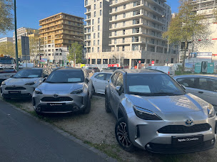 Photo n°24 de Toyota - Colin Team Toy - Arcueil à Arcueil (Vendeur de voitures d'occasion)