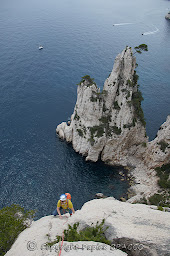 Photo n°23 de Bonnegrimpe avec Papick BRACCO Moniteur Escalade dans les Calanques à Marseille (Moniteur.rice d'escalade)