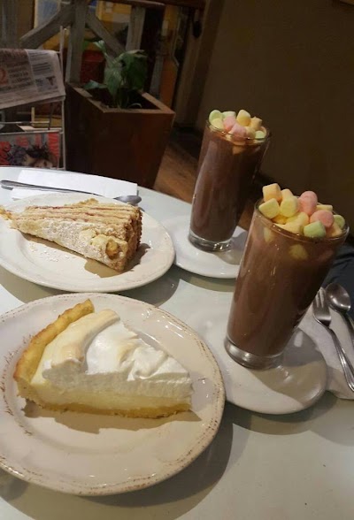 Photos of Caf&eacute; Moli&eacute;re