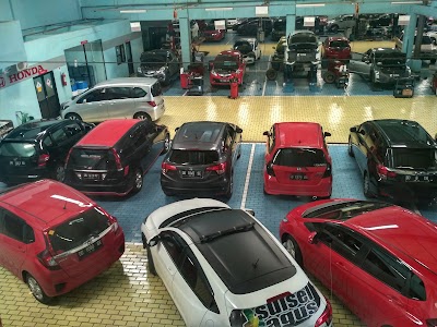 Photos of Sales Honda Makassar : Abang