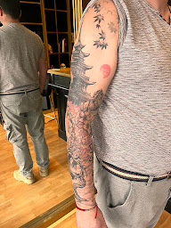 Photo n°18 de Art’cad tatouage & piercing à Saint-Herblain (Salon de tatouage et piercing)