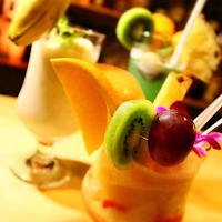 Cafe & Shot Bar PRESS | ゆったりソファー席