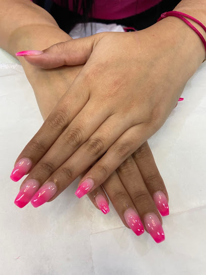Xin Yuan nail