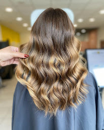 Photo n°25 de Coiff&Co - Coiffeur Mantes la Jolie à Mantes-la-Jolie (Magasin de cosmétiques)