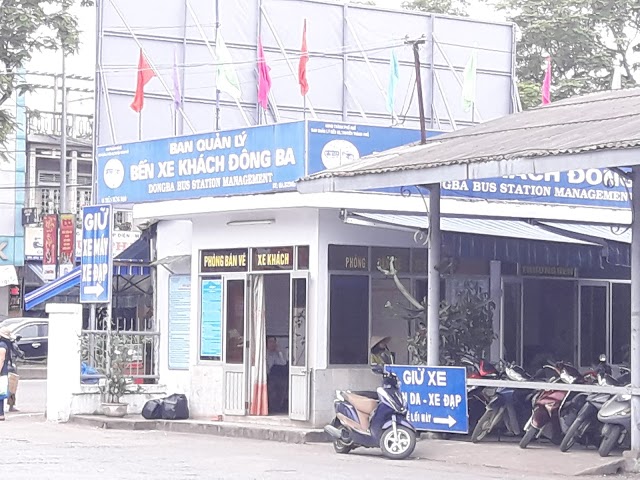 Dong Ba market