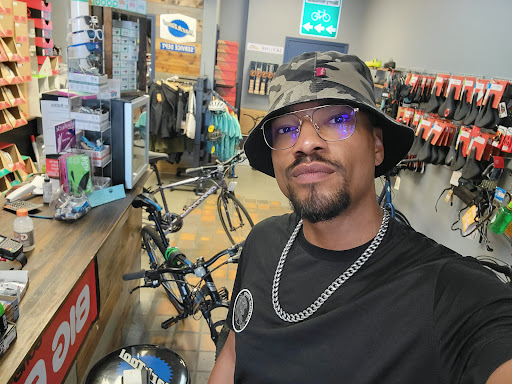 Stout Cyclery - Visual