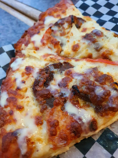 JC's Authentic Pizza - Visual