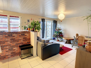 Photo n°4 de Century 21 Les Portes d'Or à Saint-Max à Saint-Max (Agence de location immobilière)