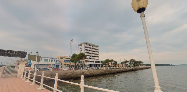 Comentarios y opiniones de Malecón Puerto Bolivar