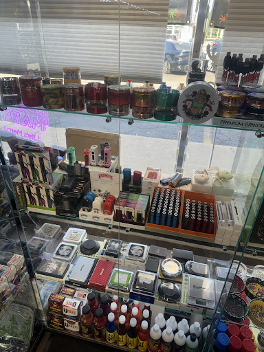 Rockys mini mart - Thumbnail