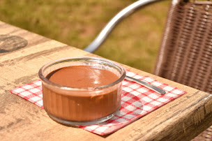 Photo n°3 de LA GUINGUETTE DE L'ETANG à Bessenay (Restaurant)