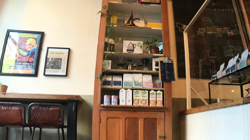 Café Humble Lion (Sherbrooke) by null