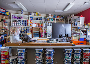 Photo n°21 de HEULIN COLOR - NOISY-LE-SEC - Guittet, Tollens, Farrow & Ball, Saint-Luc à Noisy-le-Sec (Magasin de papiers peints)