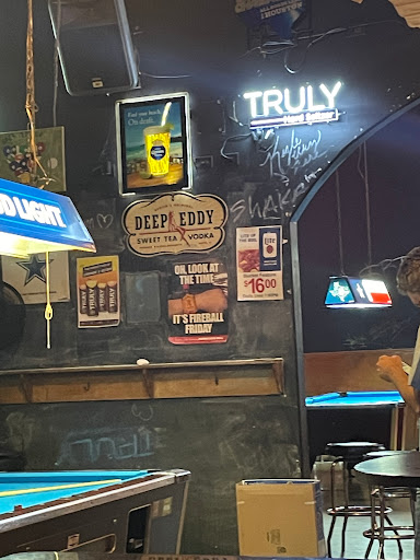 Kat Daddy's - Visual
