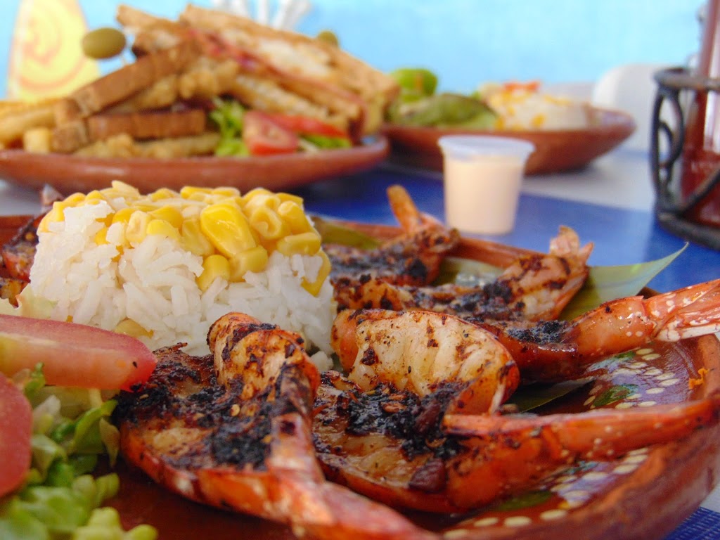 Mariscos Los Cabos, Aguascalientes — Ignacio T. Chávez, teléfono 01 449 918  1146, horario de apertura