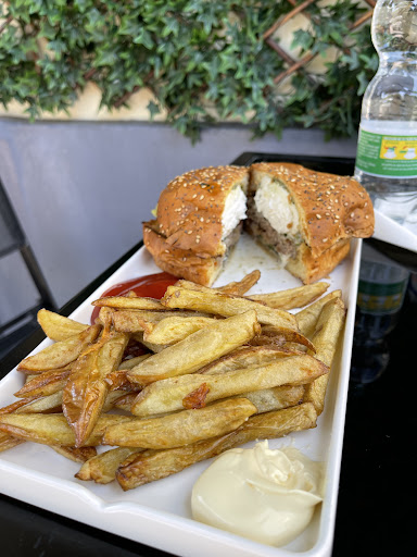 Photo 3 - DII Pizza & Burgers