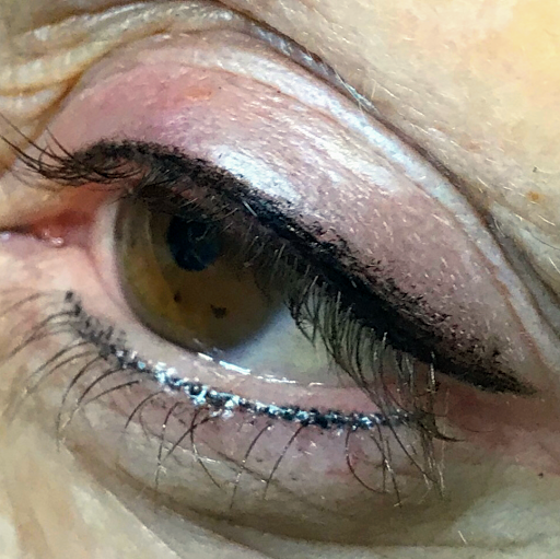 LEEJ Cils et Maquillage Permanent Logo