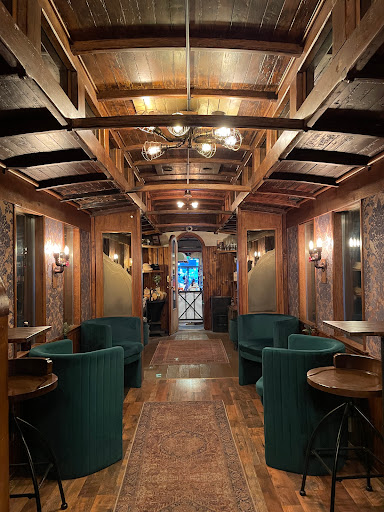 Pullman Distillery - Visual