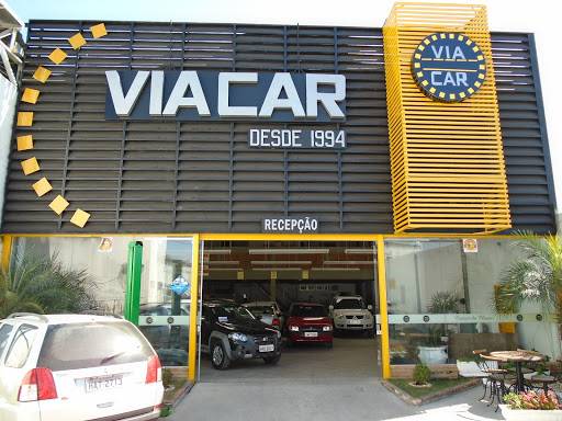 Oficina Via Car - funilaria, pintura, martelinho de ouro e mecânica.