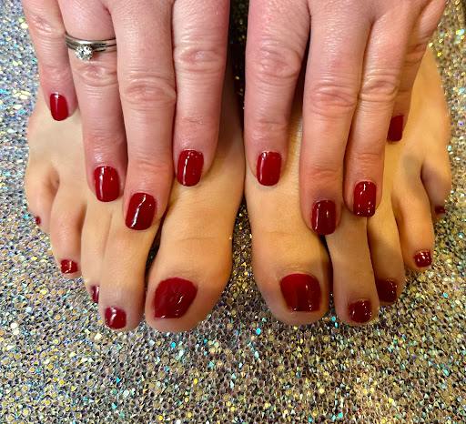 Nailsbyzee - Visual