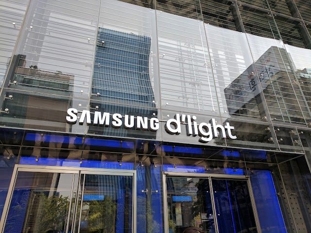 Samsung D'light