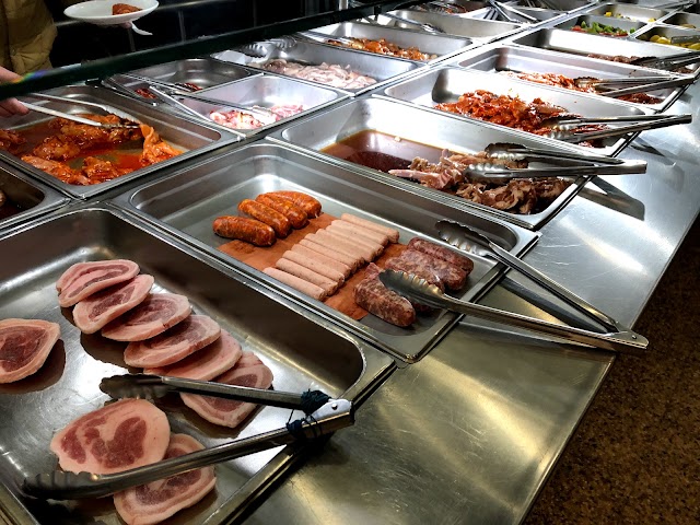 Picnic Garden BBQ Buffet