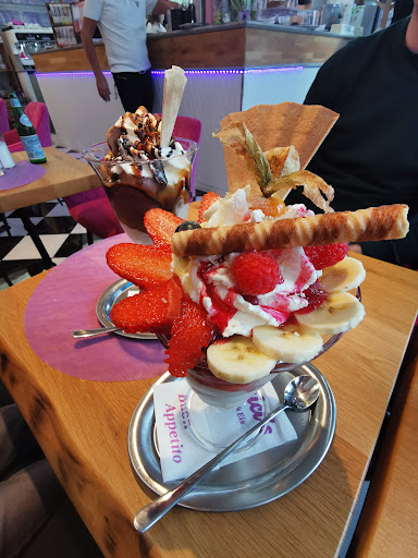 Arici's Cafè & Eis - Thumbnail