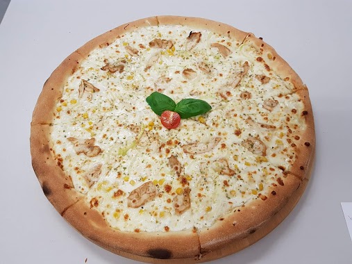 Kul Pizza, Author: Artur Kula