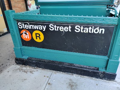 Steinway St