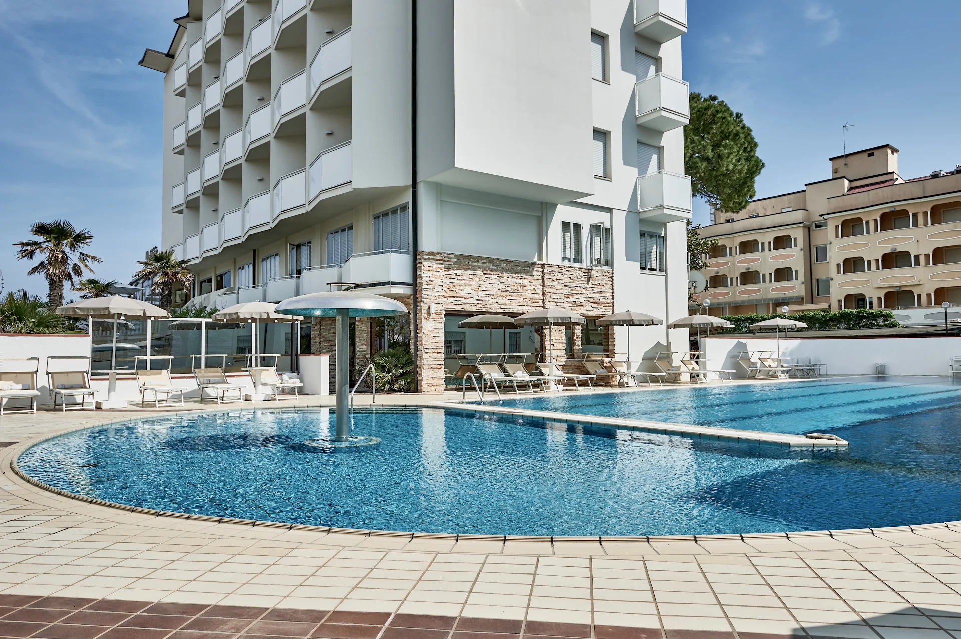 Rouge Hotel International