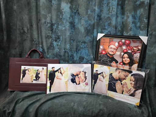 Our premium Engagement shoot package post image