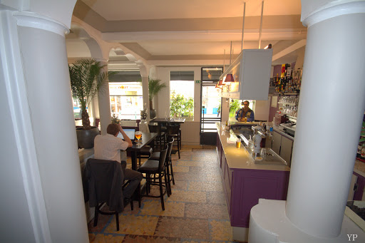 L'oasis Café - Thumbnail