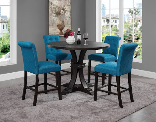 Dining table with 4 chair post image
