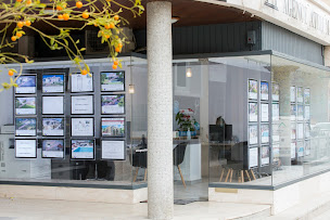 Photo n°8 de Sarl Agence Atrium à Six-Fours-les-Plages (Agence immobilière)