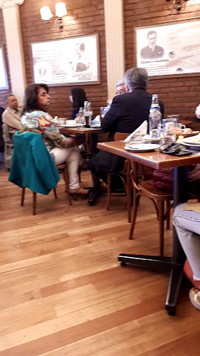 Horarios de Café del Poeta