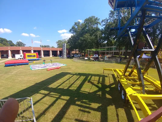 Country Club Entertainment