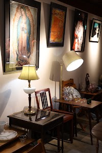 Collect ANTIQUE & VINTAGE