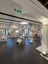 Photo n°3 de Salustra SAS à Strasbourg (Magasin de luminaires)